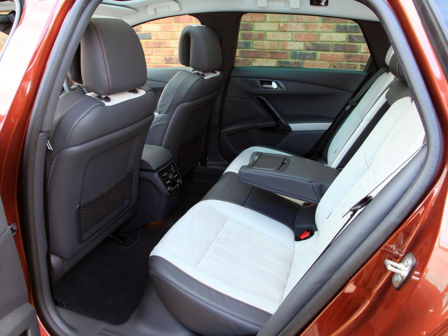  Peugeot 508 RXH 2012 года  (UK) (фото 2 из 16)